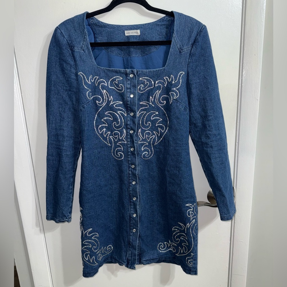 Avec Les Filles Women's Portrait Neck Snap Front Embroidered Dress Size 4 - Picture 6 of 13